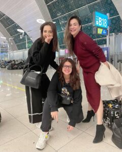 Humaima Malick Instagram - Happy girls are the best girls🦋 #triotop Dubai International