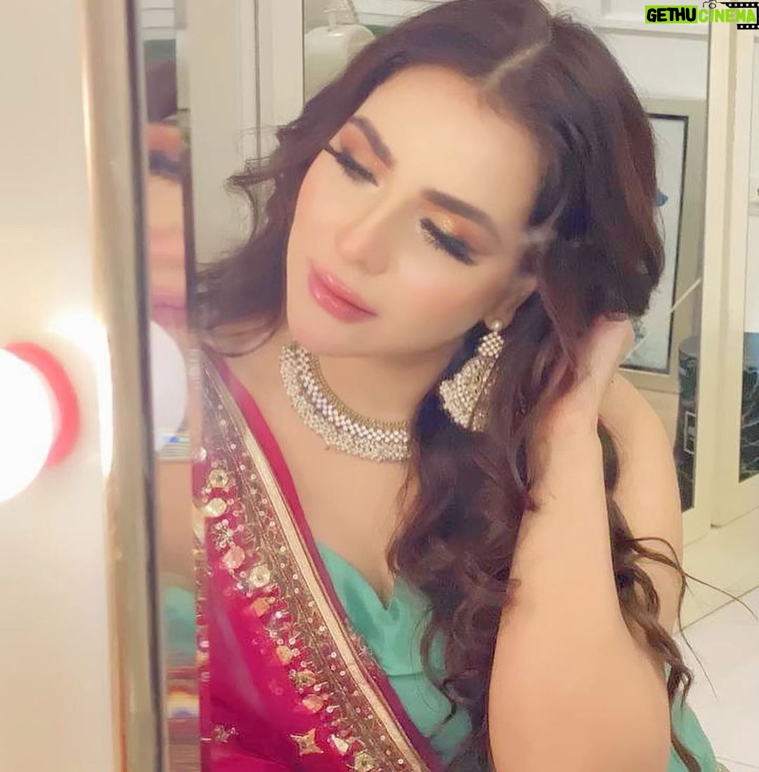 Humaima Malick Instagram - کہا نا۔۔۔ آخری سانس تک تیرے ہیں! 🕊