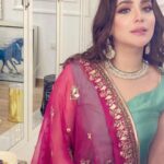 Humaima Malick Instagram - کیا ہر کوئ تم سا ہے، یا سارا جہاں تم ہو 🕊