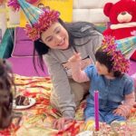 Humaima Malick Instagram - On this special day, I want you to know how much joy and happiness you bring into our lives. Happy birthday,Amaji you are very very special for your mum and for your dad …. And we are so grateful to Allah he gave us you …. May you continue to be this wonderful pure hearted child, may you always respect and love your parents may you never ever see any hardships in life. May Allah keep you close to your loving mother and brave father. May you always be the happiest girl and the bravest of all …. Thankyou Allah for giving us this little princess who is the queen of our hearts may he keep you in afiyat always :) Love phupho ❤️ maima ! please everyone say MashAllah 🥰