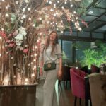 Humaima Malick Instagram – If needed you must be candid be candid beautifully ✨👯♂️👯♂️