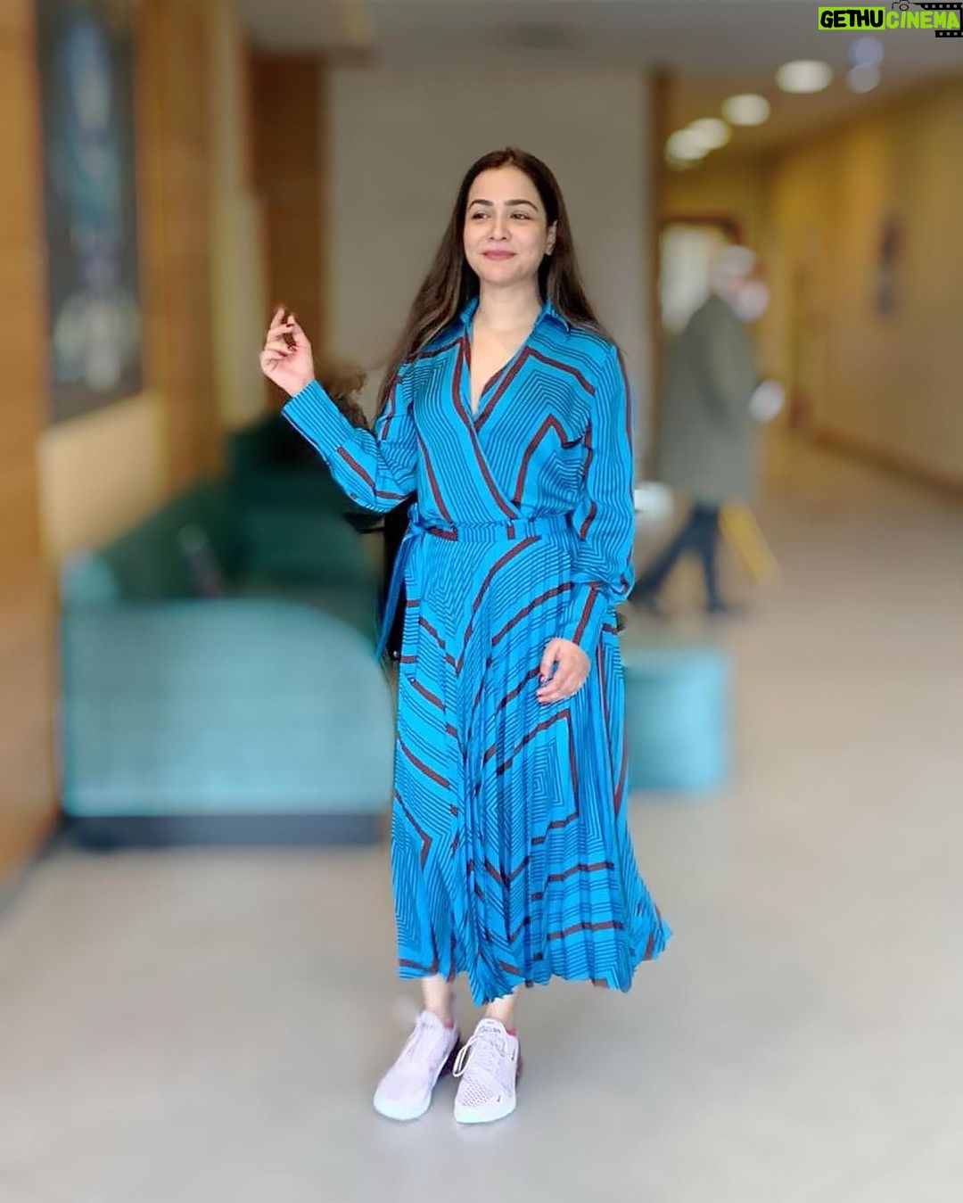 Humaima Malick Instagram - Pretty please , pretty please 🥺 Hilton Istanbul Bomonti Hotel & Conference Center