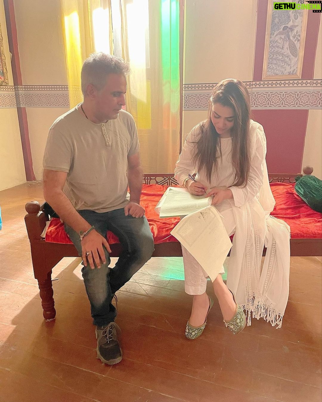 Humaima Malick Instagram - Allhumdullilah to the new beginning 🙌 @anjum_03shahzad Yah Ali Madad ! #newprojectcomingsoon