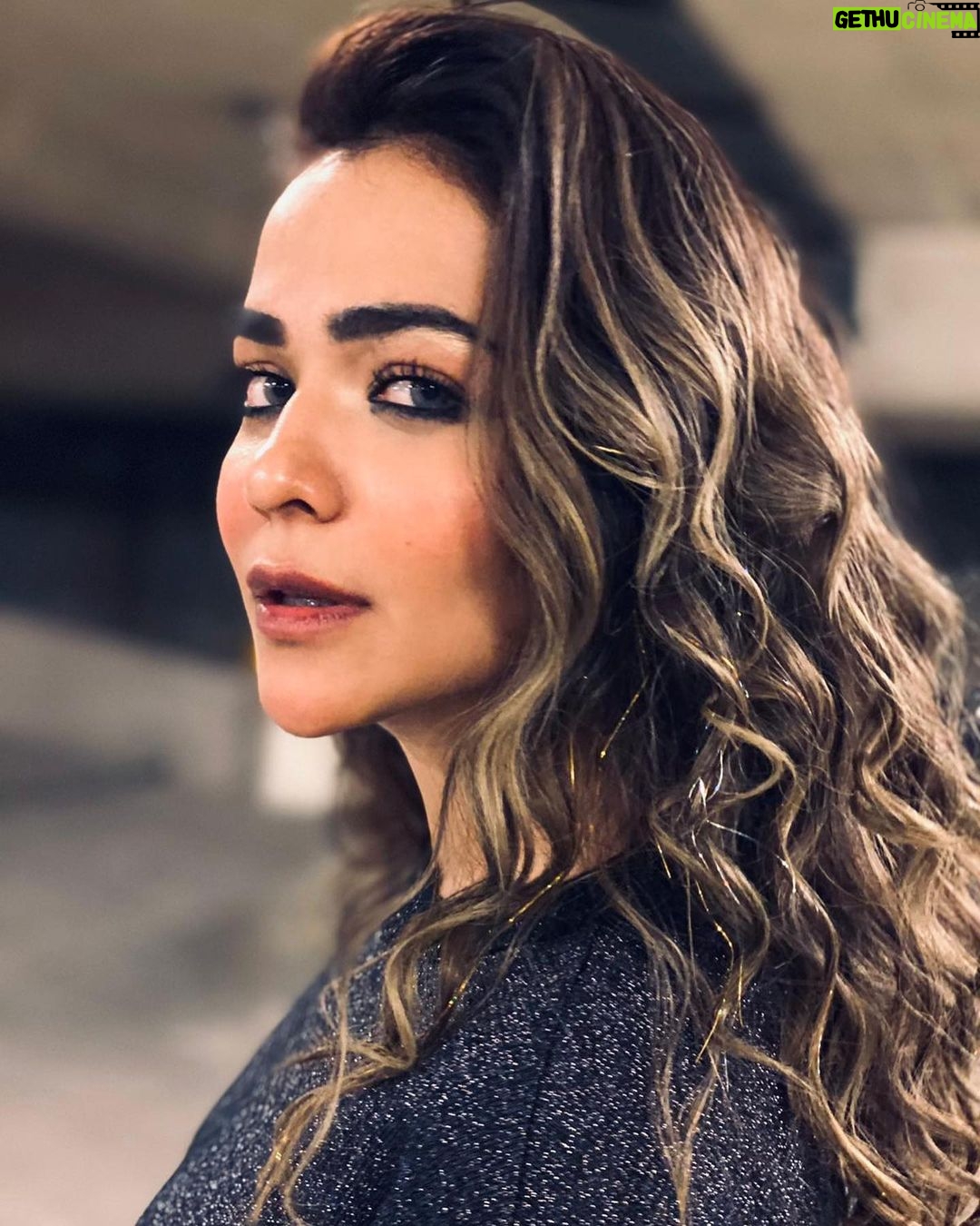 Humaima Malick Instagram - Midnight 🕛 by @adnanqazi