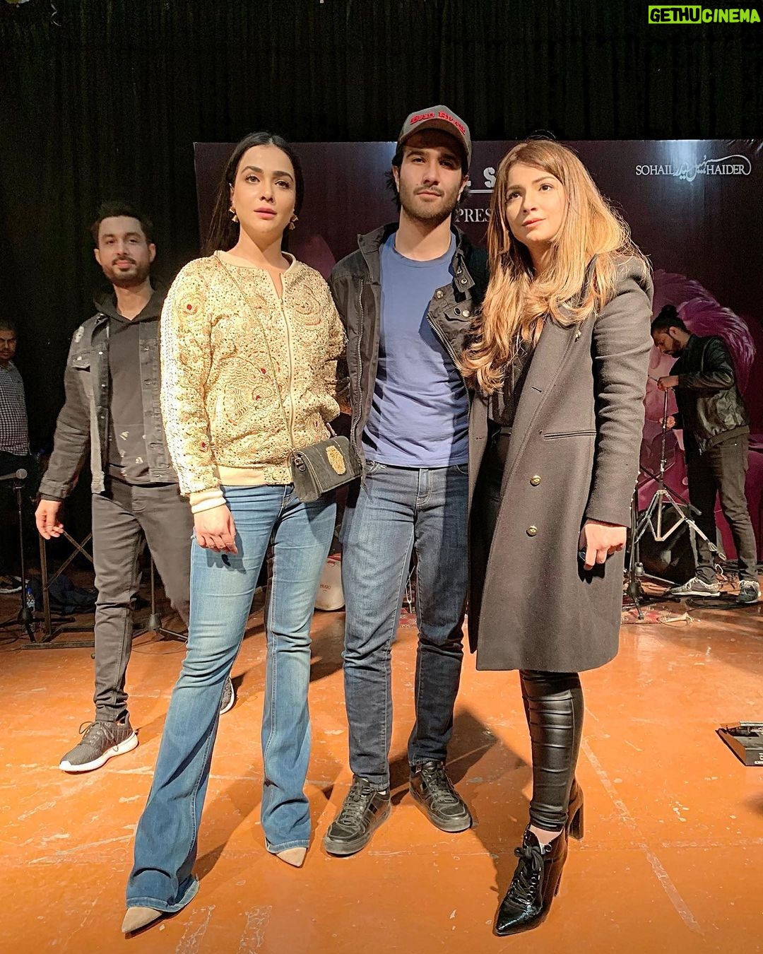 Humaima Malick Instagram - Mine @duamalik @ferozekhan