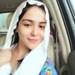 Humaima Malick Instagram - Falling in love again 💕🙌🏻 #selfloveisthebestlove