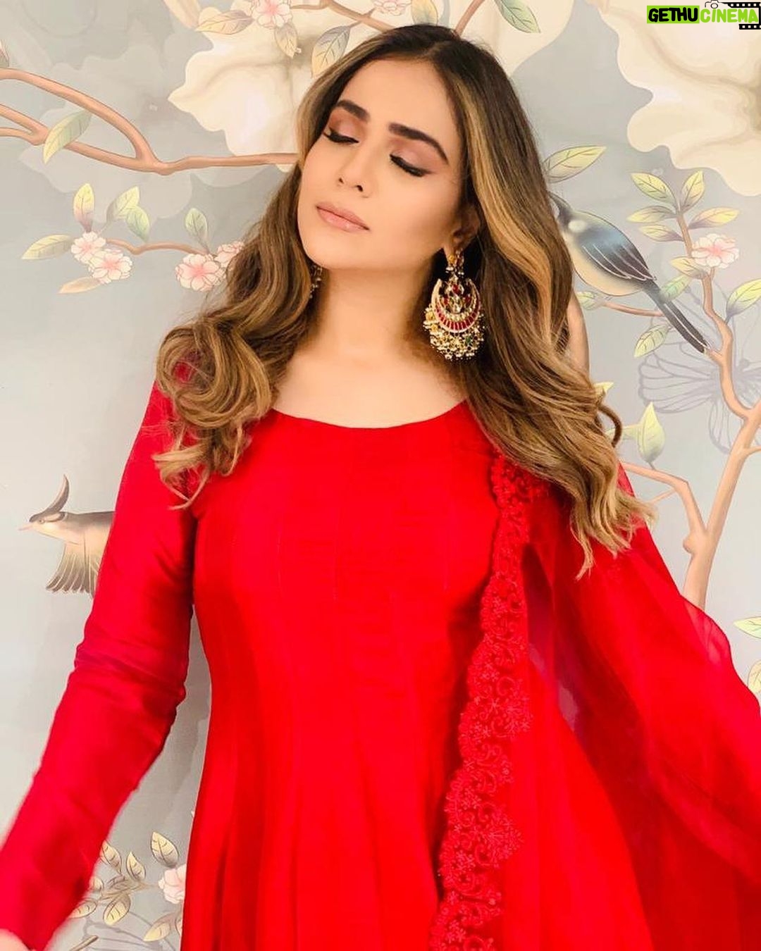 Humaima Malick Instagram - Always the one and only @anilamurtaza
