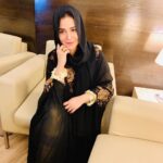 Humaima Malick Instagram - I’m Celebrating Eid this year with who ?