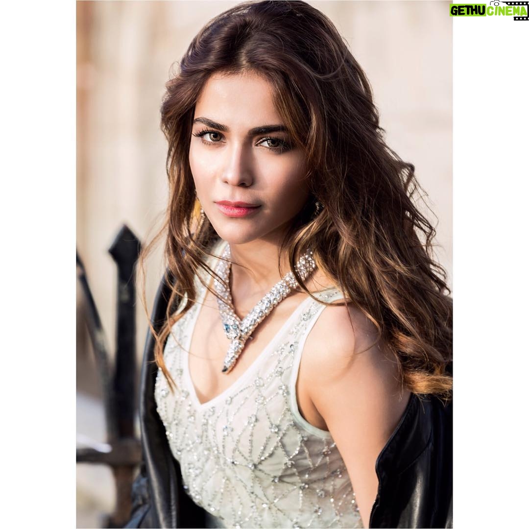 Humaima Malick Instagram - @bulgariofficial @nasdinphotography London, United Kingdom