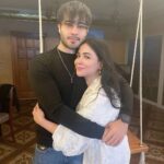 Humaima Malick Instagram - Allah Allah Allah ❤️ May Allah give all of us happiness and peace this coming year … may we all become better human than we are … welcoming this new year with a lot of Dua’s and positivity :) @ferozekhan May Allah always protect our loved ones and keep them happy healthy alive with all of us ameen ! #saymashallah