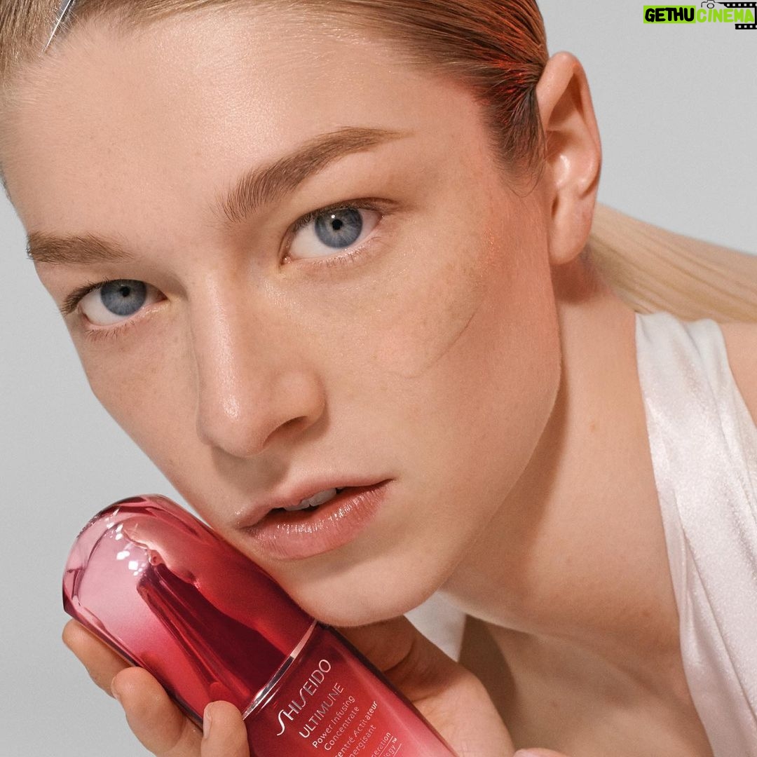 Hunter Schafer Instagram - @shiseido #ShiseidoSkincare #ultimune #ad