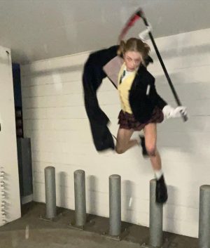 Hunter Schafer Instagram - *loves to eat souls*