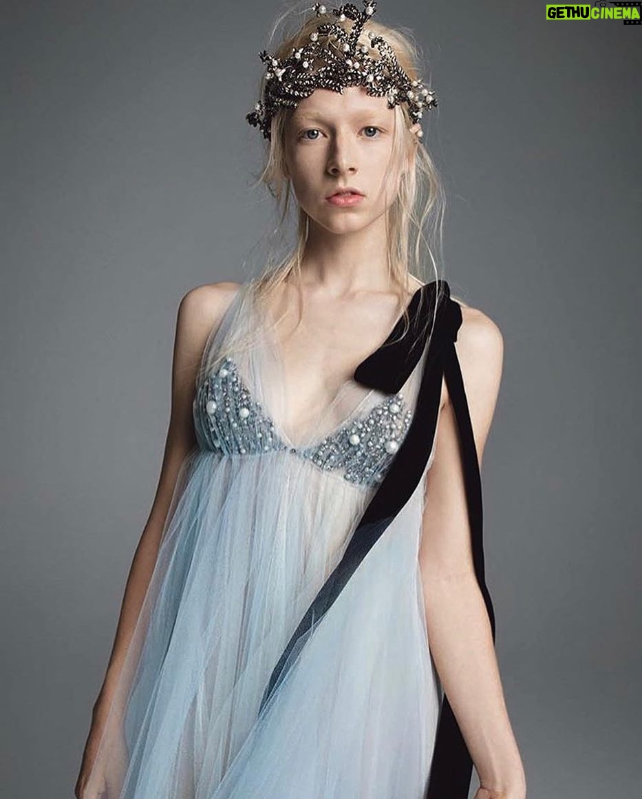 Hunter Schafer Instagram - @verawanggang fall 2019 bridal by @inezandvinoodh (the last job I I did in nyc b4 moving) in spirit of going back to the city tomorrowW for a day 🦋 @ward_hair @silbruinsma1 @theginaviviano