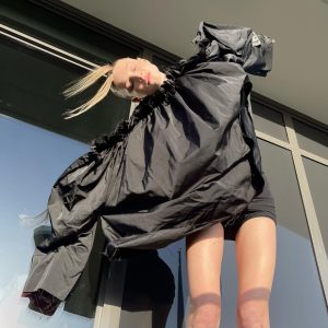 Hunter Schafer Instagram - a kite!!
🪁