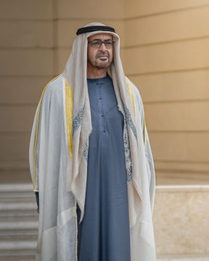 Hussain Al Jassmi Instagram - عقيد القوم .. 
قوي عزوم .. 
وبرقه دوم رفّافي 🇦🇪

#محمد_بن_زايد 
#حامي_الدار