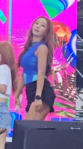 Hyolyn Instagram - 갤럭시 워치 딱 내랑 잘 어울림! 삼성전자 임직원 여러분! 너무 즐거웠습니다..💙