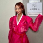 Hyolyn Instagram – 새해 복 많이 받으세효❤️ 

설에도 함께 할 수 있어서 기뻤어효..🫶🏼 
@theseasons2023 @__ralral__