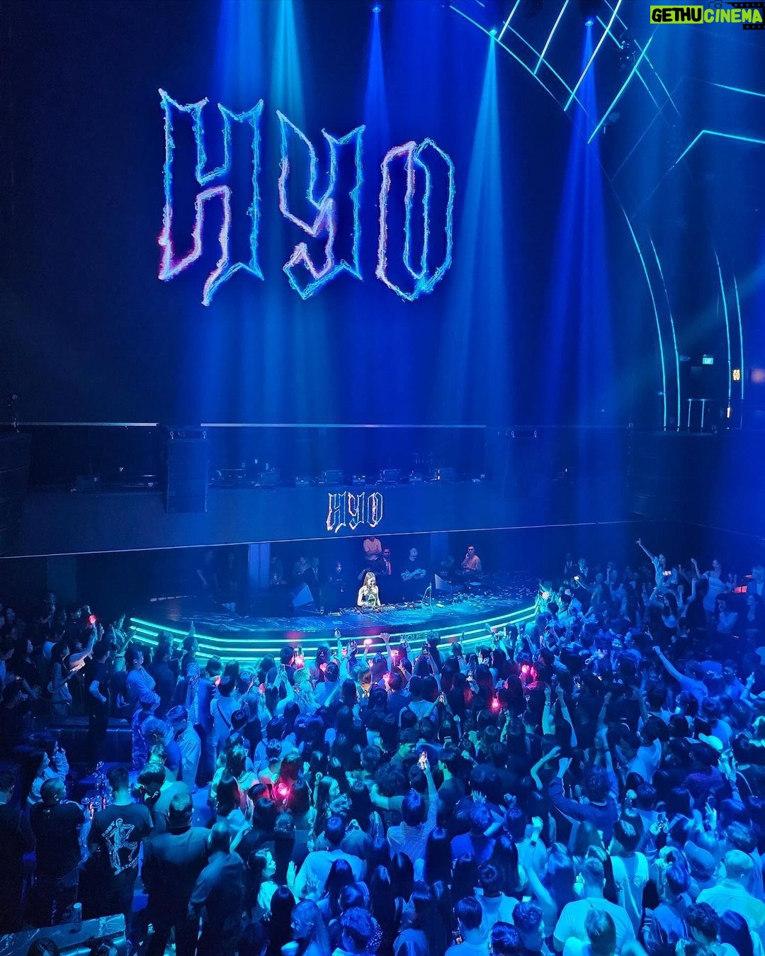 Hyoyeon Instagram - Thanks🤍🎡 See you next time😉🎉 . #singapore #marquee Marquee Singapore