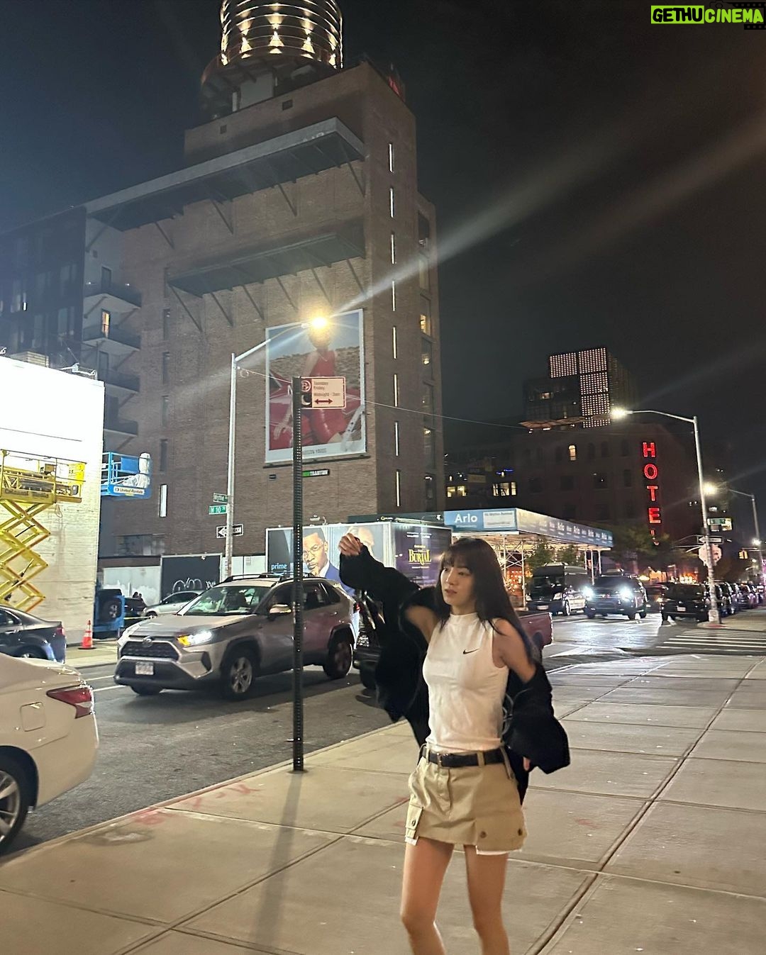 Hyoyeon Instagram - 🤍 . . . Brooklyn, New York