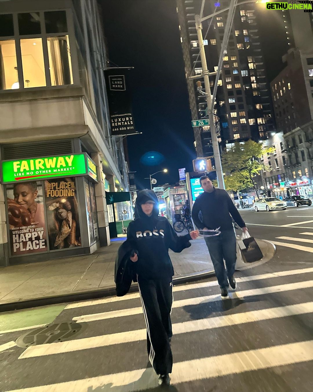 Hyoyeon Instagram - 🤍 . . . Brooklyn, New York
