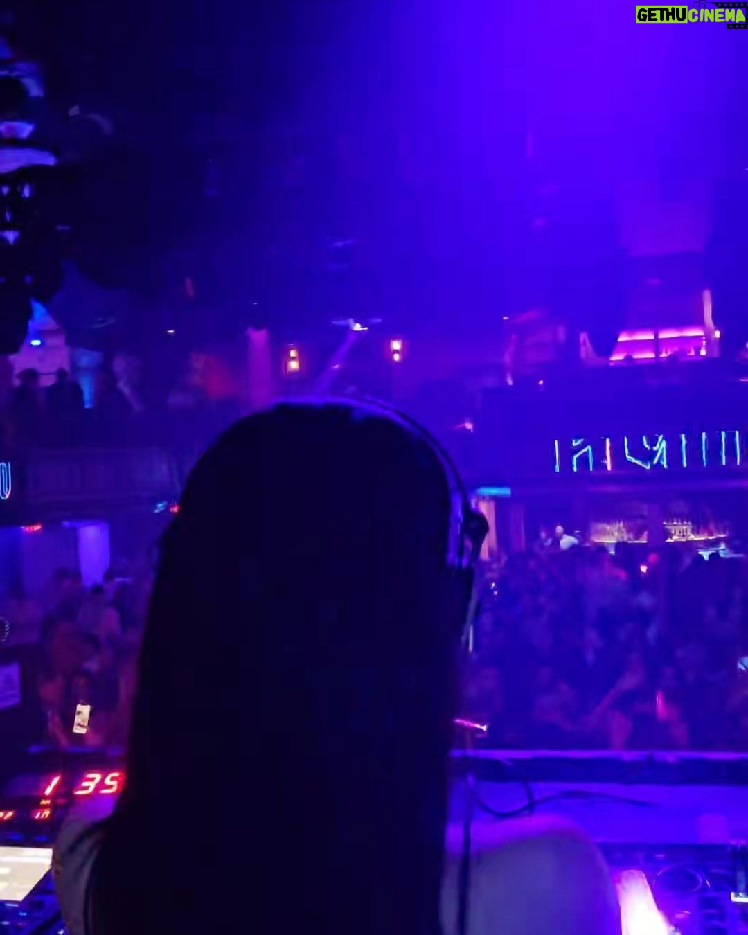 Hyoyeon Instagram - Boston, I’m so captivated by this city! ✨️🌌 It’s hard to put my excitement into words… 📍Next stop - #NYC . #HYO #djhyotour2023_inBOSTON #djhyotour2023_innorthamerica #djhyotour2023 #djhyotour Boston, Massachusetts, USA