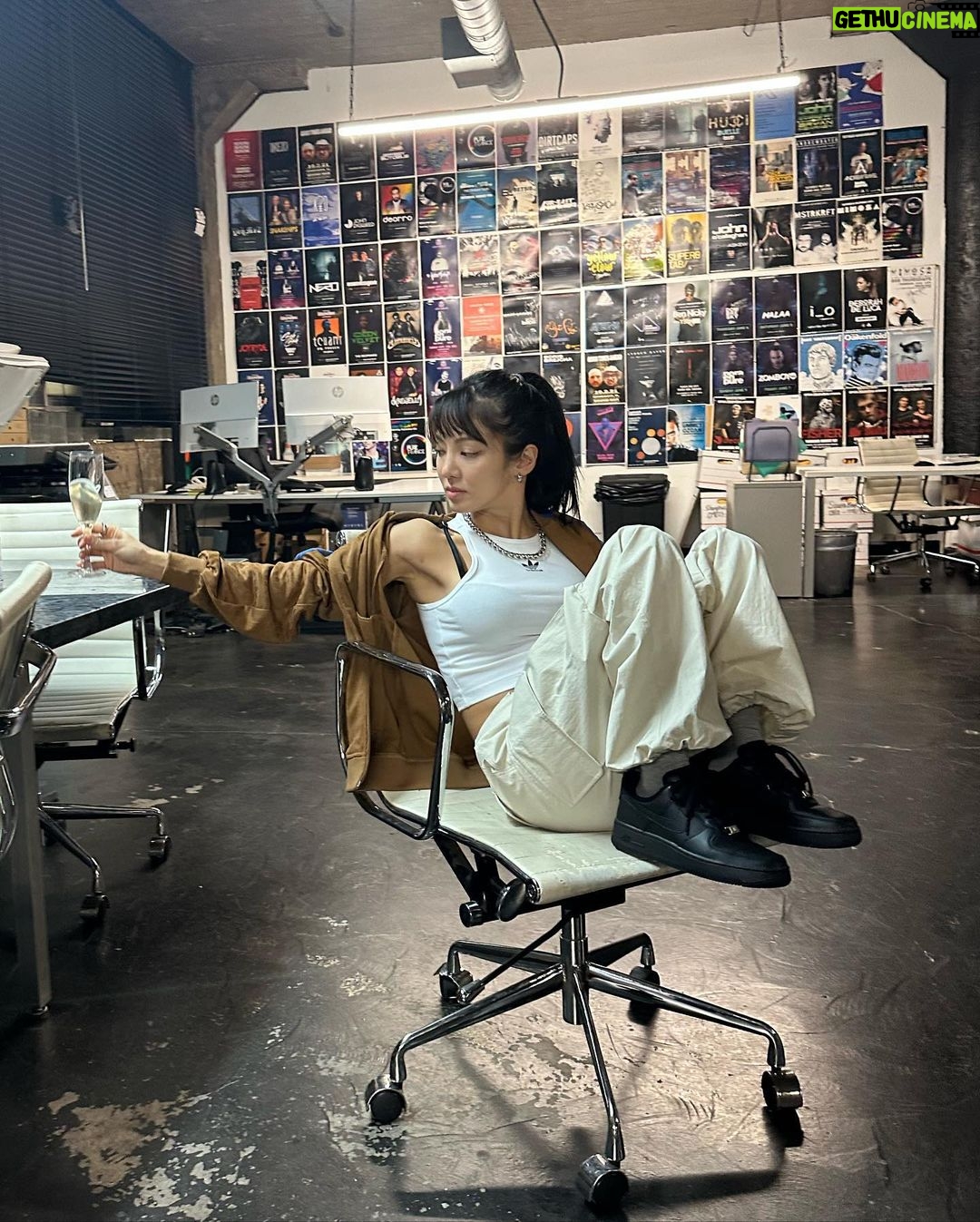 Hyoyeon Instagram - Kicking off my North America Tour in Chicago and the energy was amazing! I felt all the love from you guys, and I can't wait to be back. πβ¨ Next stop - MONTREAL! π¨π¦ . #djhyotour2023_innorthamerica Chicago, Illinois, USA