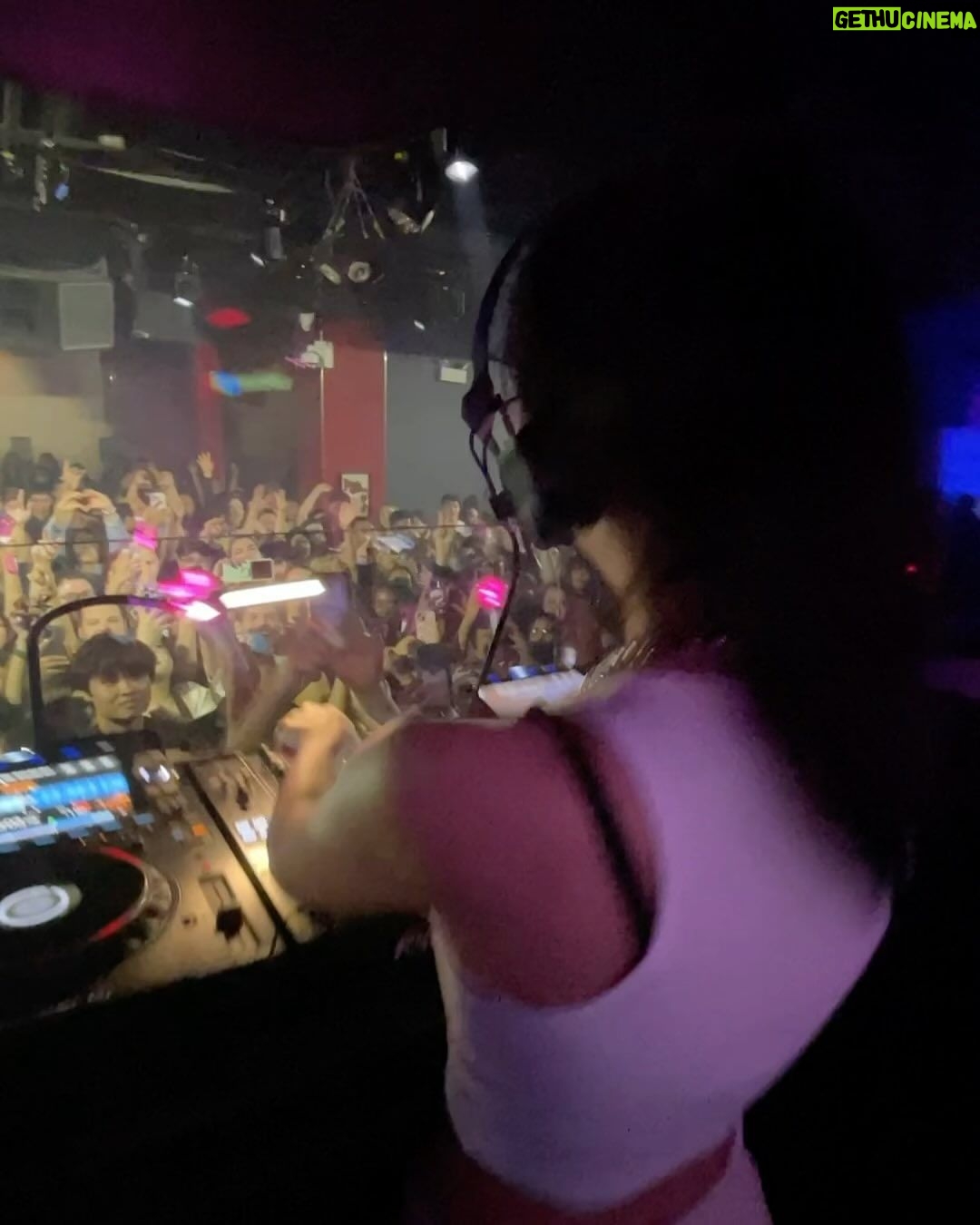 Hyoyeon Instagram - Kicking off my North America Tour in Chicago and the energy was amazing! I felt all the love from you guys, and I can't wait to be back. πβ¨ Next stop - MONTREAL! π¨π¦ . #djhyotour2023_innorthamerica Chicago, Illinois, USA