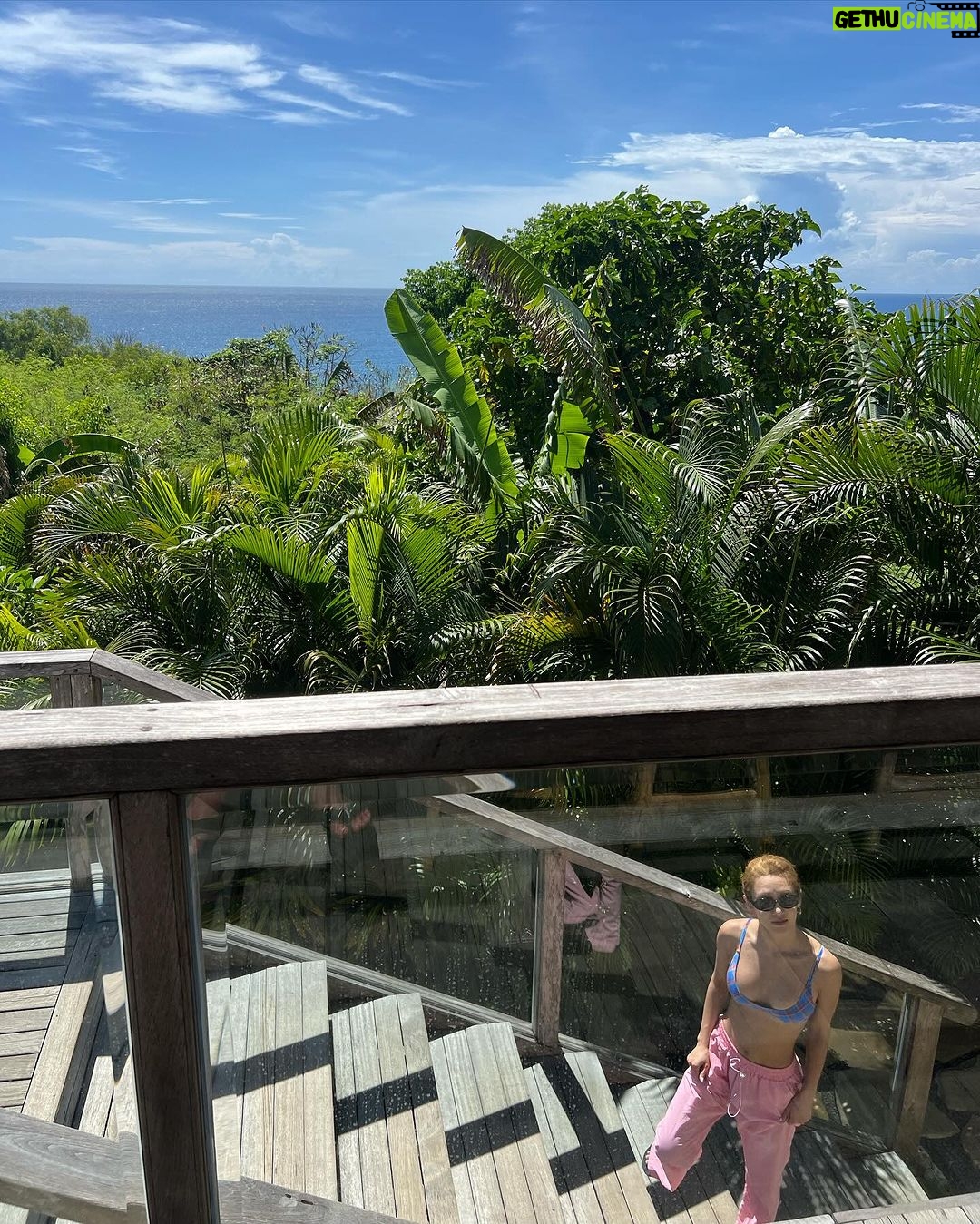 Hyoyeon Instagram - 자연에 벅차오르는 순간🌅 . #Bali #Indonesia Bali, Indonesia