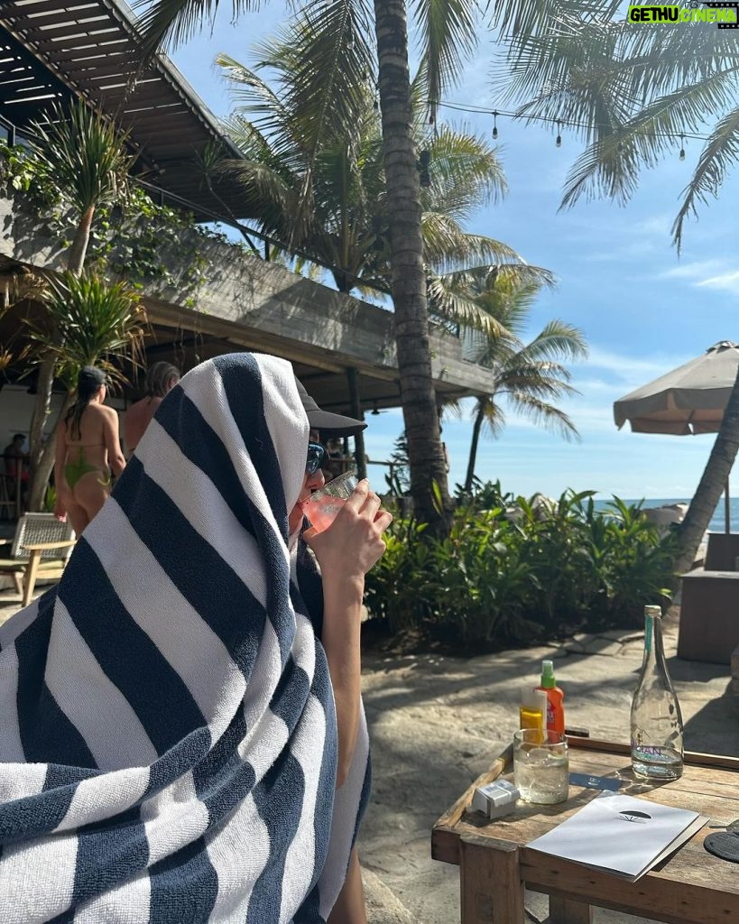 Hyoyeon Instagram - 자연에 벅차오르는 순간🌅 . #Bali #Indonesia Bali, Indonesia