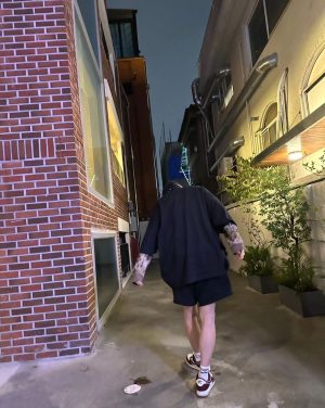 Hyunjin Instagram - 👀