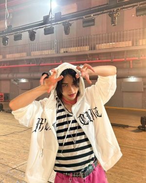 Hyunjin Instagram - 😼