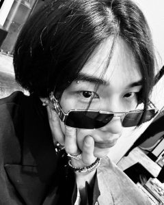 Hyunjin Instagram - see you soon @versace