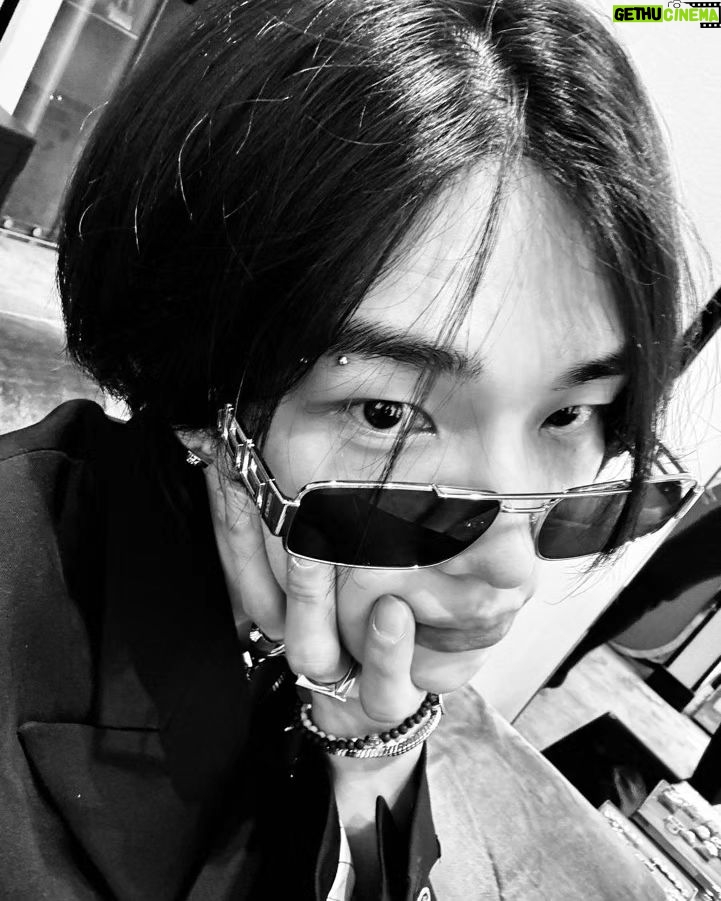 Hyunjin Instagram - see you soon @versace