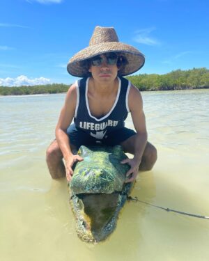 Iñaki Godoy Instagram - On duty 😈😈😈 

Random question: What is the strongest animal you could beat in a fight??? Me: Giraffe 🦒