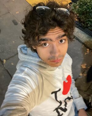 Iñaki Godoy Instagram - Being a tourist is my passion ❤️❤️❤️