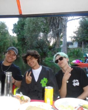Iñaki Godoy Instagram - Hanging out with the boys 🍻😮‍💨