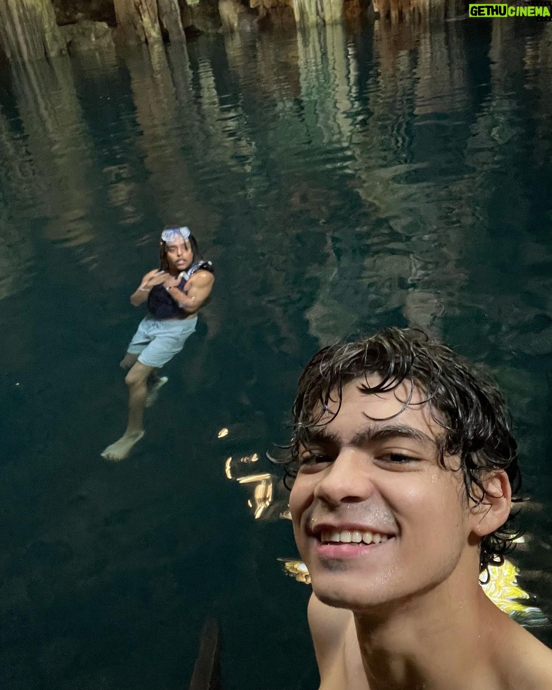 Iñaki Godoy Instagram - THE PIRATES ARE COMING @bookofjacob