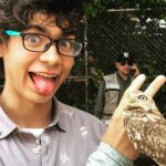 Iñaki Godoy Instagram – Algunos momentos detrás de escena de cuando filmamos mi primera película @animojuventud (tenía 14 años). Que emoción que ya este disponible en México, un proyecto que siempre voy a recordar 😎