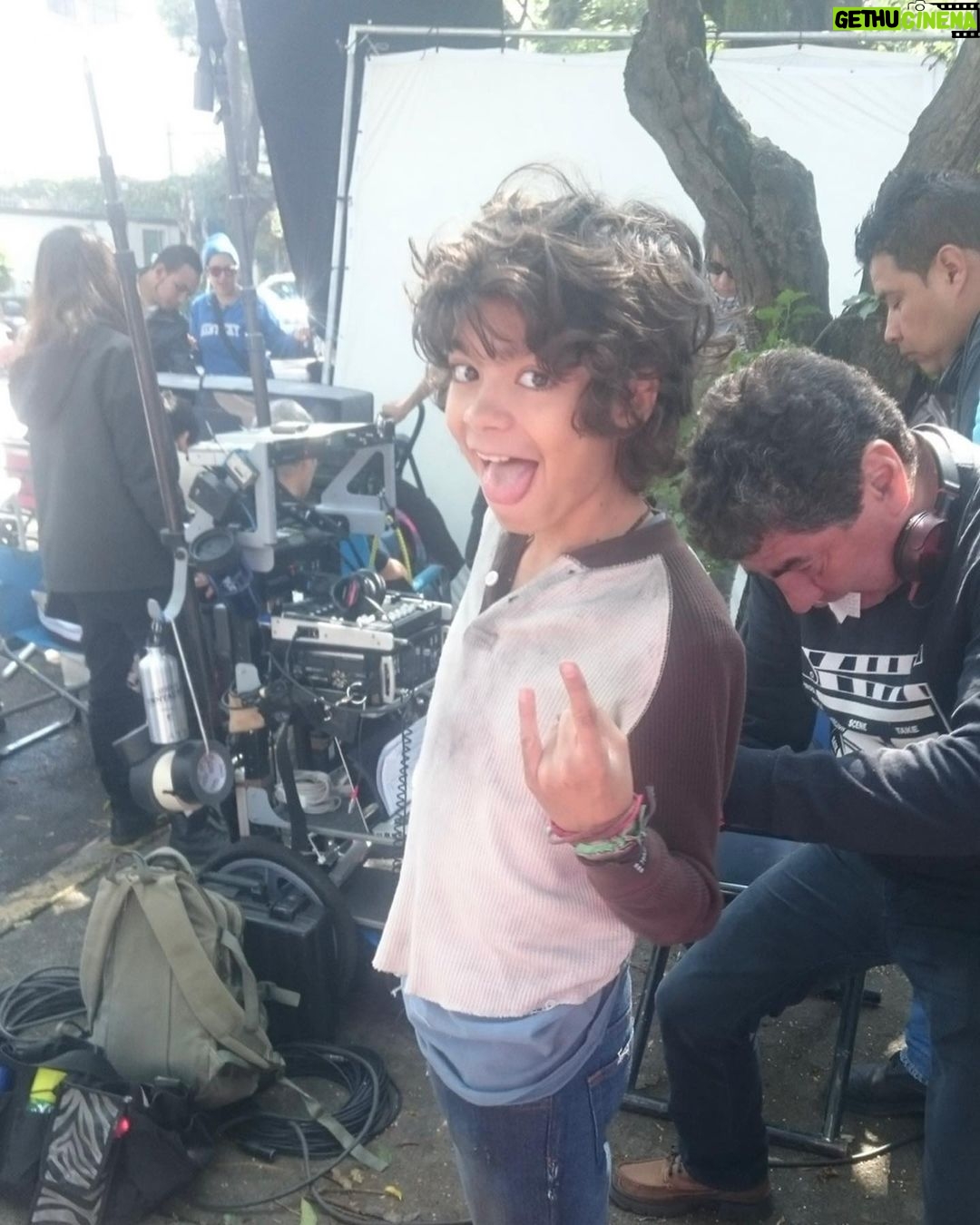 Iñaki Godoy Instagram - BTS of “La querida del Centauro”. This was the first TV show I ever made, where I played a character that to this day remains one of my favorites; “El Gato”. I was so lucky to be surrounded by many talented, kind and passionate people. They taught me so much, and I hold them close to my heart. They made me realize that beyond anything else, filmmaking can give you a family. I think of them to this day, and I’m so proud of what we did. #laqueridadelcentauro