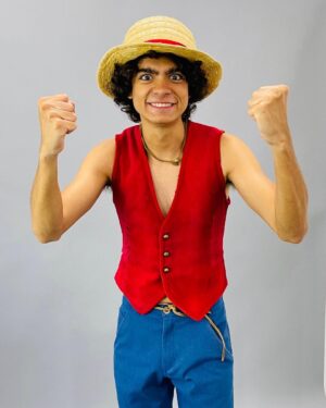 Iñaki Godoy Instagram - This is it, the moment in which I put on Luffy’s straw hat for the first time. I didn’t know what to expect at all, I just knew that I would move forward with courage and passion, like Luffy would. Now, more than a year after that picture was taken, I can confidently say @onepiecenetflix is a huge part of who I am, not just as an actor, but as a person. It gave me new friends that I will hold close to my heart forever, a stronger will to act with bravery in difficult situations, and most importantly, it reminded of my own dreams and why I should never give up on them. Just like a lot of you, Luffy and one piece pushes me to be the best version of myself, and It has changed my life in many ways. I’m so grateful that I get to be your live action Luffy, and It makes me happy that more people around the world can get to know this super awesome captain and his crew. 

Thank you for all the drawings, the messages, the Halloween costumes and the videos; they make me so happy!!! It was always my dream to play a character like this, and now, it has come true. There are still many dreams left to accomplish, but It makes me so happy being able to look at this picture, and tell to myself; You did it, you made this dream come true. Thank you so, so much, let’s follow our dreams together!!! Muchas gracias !!!