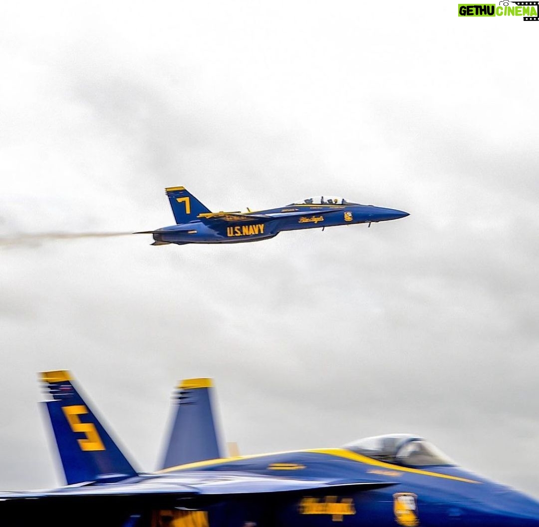 Ian Bohen Instagram - Since I was 10 this has been a dream of mine. The @usnavyblueangels @wingsoverhoustonairshow and especially @stephstricklen made this come true. I cannot begin to thank you enough. @navyblueangel7 “Push-Pop” and I turned and burned 7.6 G’s and got close to cracking the sound barrier. If you’re interested in the United States Military or aviation in general, check out what this group and other branches’ demo teams can show you. Videos to follow.