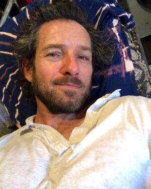 Ian Bohen Instagram - Pre-debate position.
*
Pillow case by @myrrhe
*