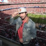 Ian Bohen Instagram – Always Faithful To The Bay. 
9’ers Giants
@49ers @levisstadium 
#FTTB
Thank you for having us.