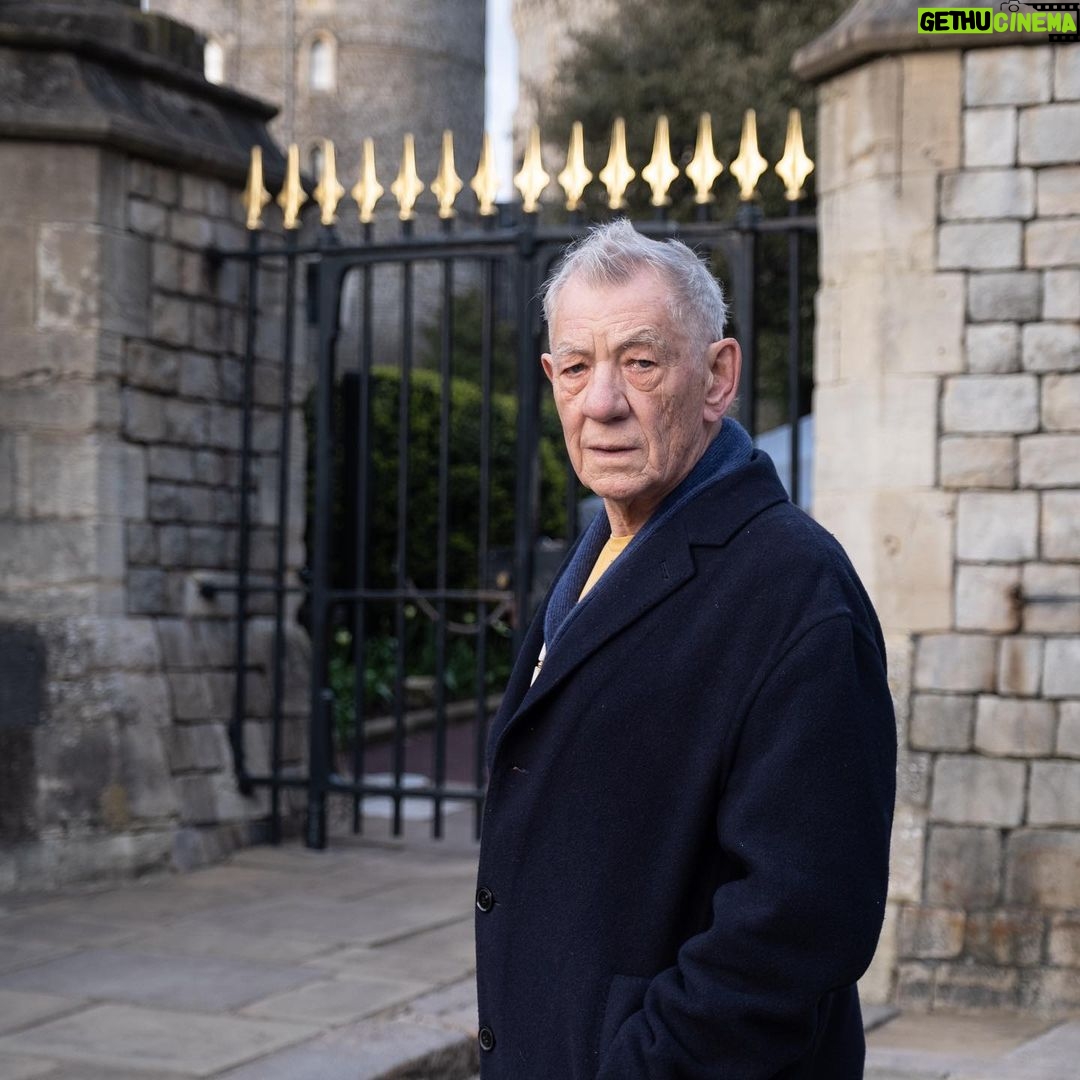Ian McKellen - 115.2K Likes - There's much to do when in Windsor, so make a day (and evening) of it. Soon the Theatre Royal will be open again. HAMLET begins 21 June, seats available https://theatreroyalwindsor.co.uk/hamlet Photo by Jack Merriman