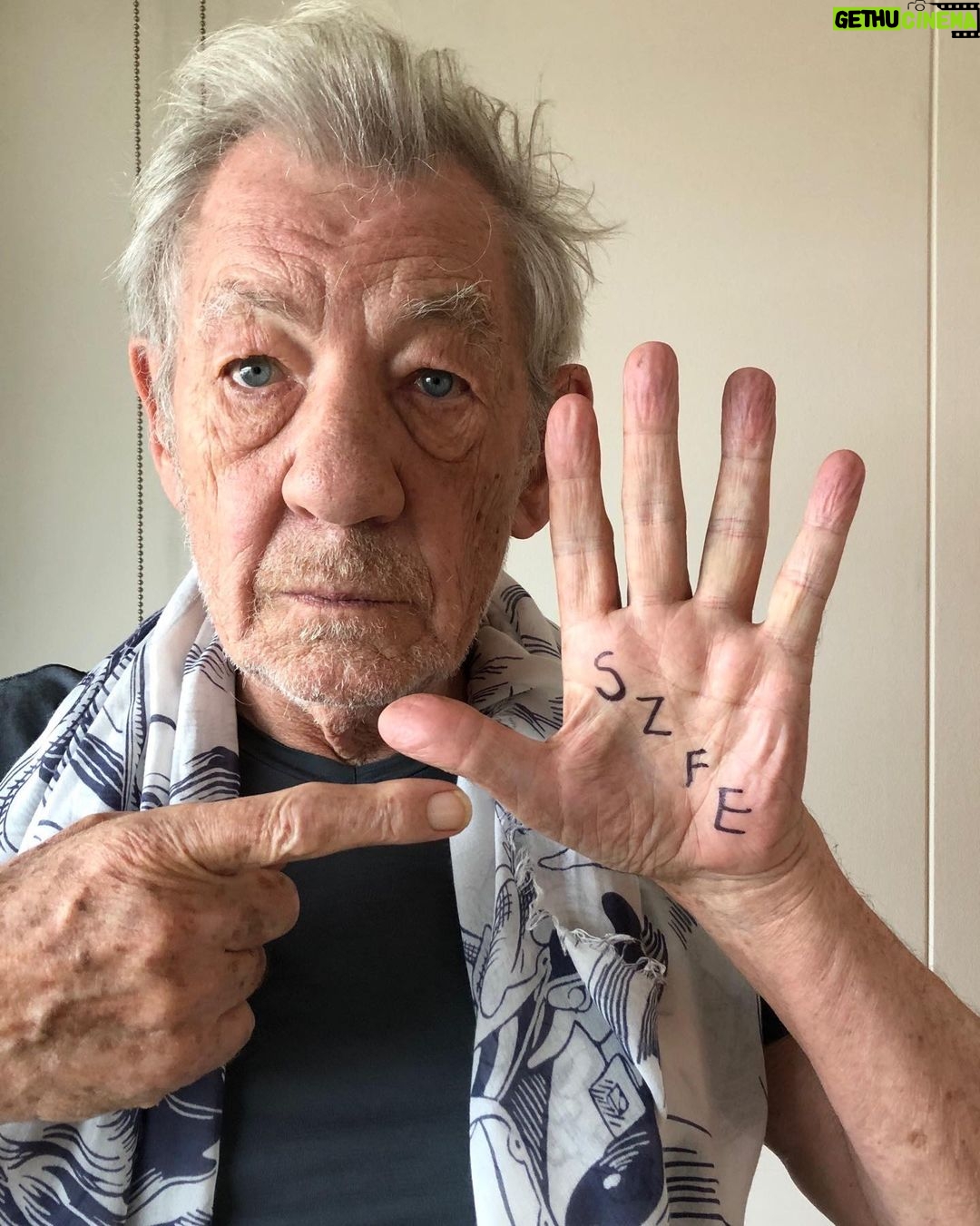 Ian McKellen - 83.5K Likes -