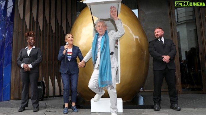 Ian McKellen Instagram - https://variety.com/2022/theater/global/ian-mckellen-mother-goose-pantomime-1235391104/