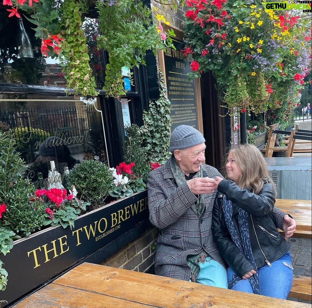 Ian McKellen Instagram - A splendid morning touring Windsor with @outwith_millieanna