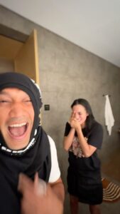 Ibnu Jamil Instagram - pulang kerja auto BAHAGIA 🤣 #rindu #jamilosjourney