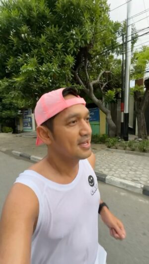 Ibnu Jamil Instagram - Long run di Hammer City sambil bikin prediksi 

MU vs Spurs..siapa yang paling tidak stabil???

#jamilosjourney #Road2LondonMarathon2024 #runner