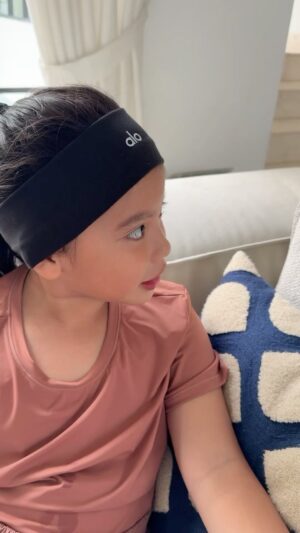 Ibnu Jamil Instagram - anak campur sari gak tuh 🤣

#jamilosjourney #yayastory #rindufamily